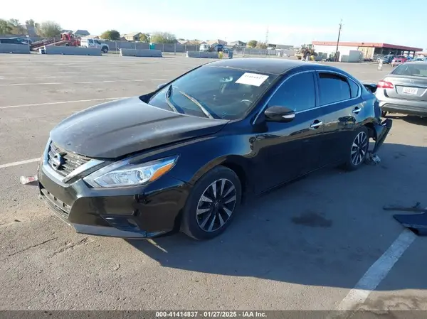 1N4AL3AP4JC143421 2018 NISSAN ALTIMA - Image 2