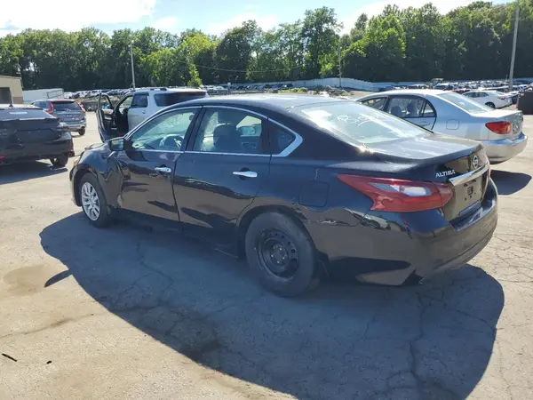 1N4AL3AP4JC143645 2018 NISSAN ALTIMA - Image 2