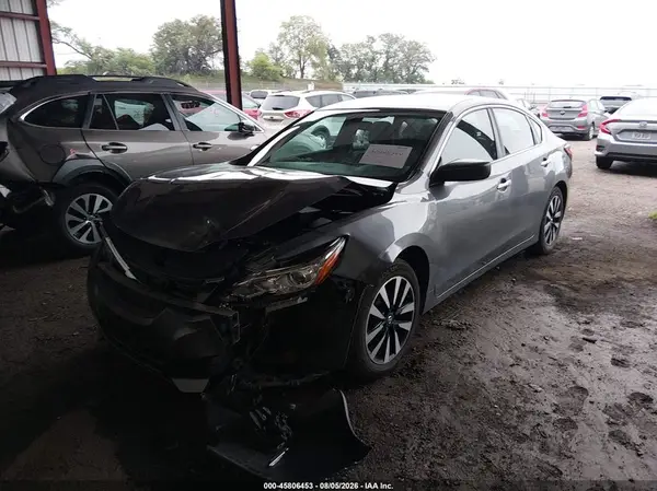 1N4AL3AP4JC144987 2018 NISSAN ALTIMA - Image 2
