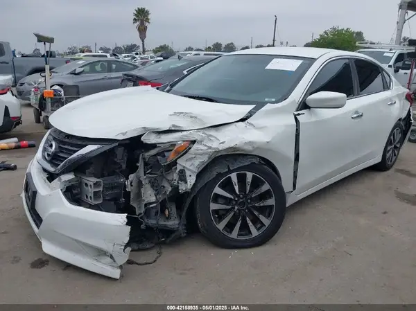 1N4AL3AP4JC146092 2018 NISSAN ALTIMA - Image 2