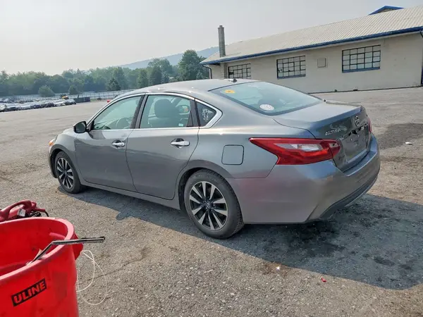 1N4AL3AP4JC148649 2018 NISSAN ALTIMA - Image 2