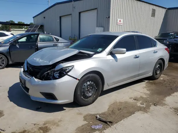 1N4AL3AP4JC149641 2018 NISSAN ALTIMA - Image 1