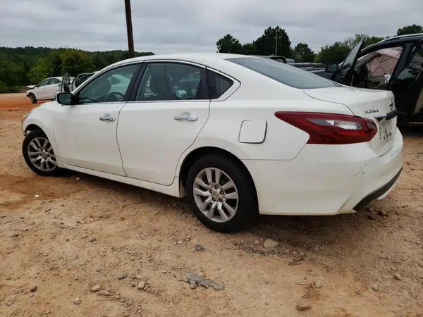 1N4AL3AP4JC153642 2018 NISSAN ALTIMA - Image 2