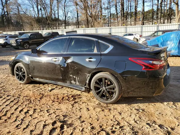 1N4AL3AP4JC158758 2018 NISSAN ALTIMA - Image 2