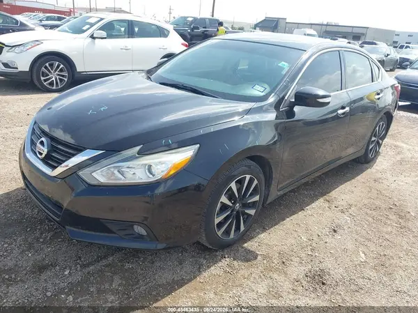 1N4AL3AP4JC158999 2018 NISSAN ALTIMA - Image 2