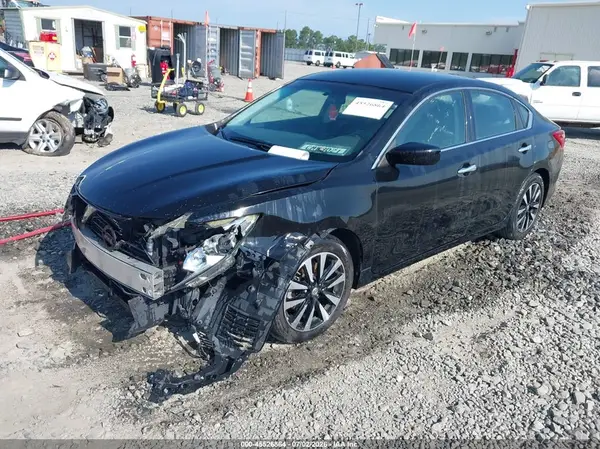 1N4AL3AP4JC160204 2018 NISSAN ALTIMA - Image 2