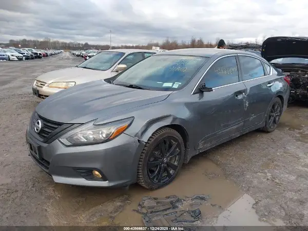 1N4AL3AP4JC160560 2018 NISSAN ALTIMA - Image 2