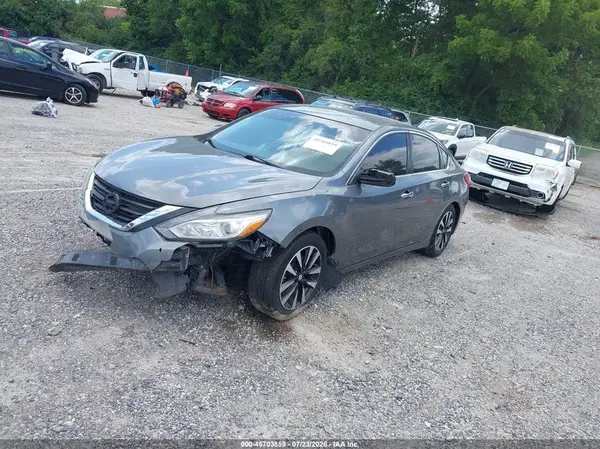 1N4AL3AP4JC160767 2018 NISSAN ALTIMA - Image 2