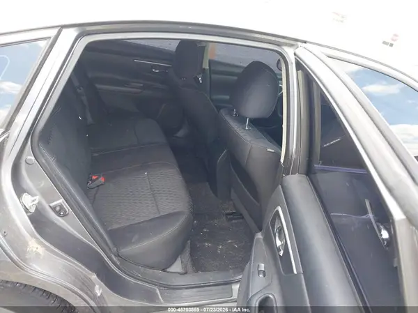 1N4AL3AP4JC160767 2018 NISSAN ALTIMA - Image 8