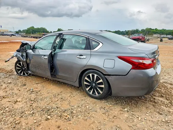 1N4AL3AP4JC160770 2018 NISSAN ALTIMA - Image 2