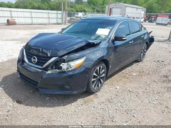 1N4AL3AP4JC160932 2018 NISSAN ALTIMA - Image 2
