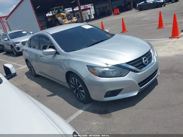 1N4AL3AP4JC163460 2018 NISSAN ALTIMA - Image 1