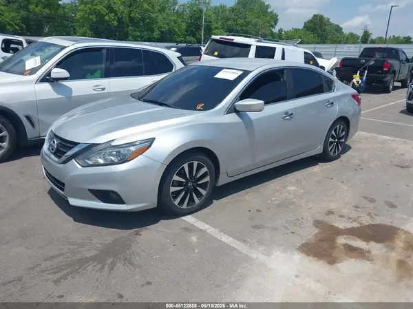 1N4AL3AP4JC163460 2018 NISSAN ALTIMA - Image 2