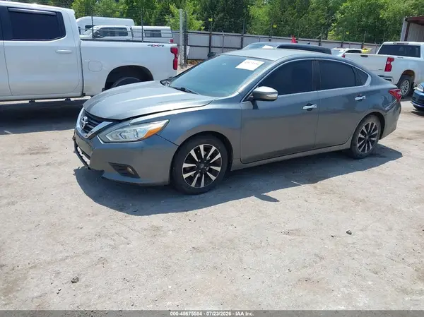 1N4AL3AP4JC164012 2018 NISSAN ALTIMA - Image 2