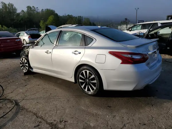 1N4AL3AP4JC165323 2018 NISSAN ALTIMA - Image 2