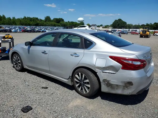 1N4AL3AP4JC167069 2018 NISSAN ALTIMA - Image 2