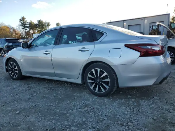1N4AL3AP4JC167850 2018 NISSAN ALTIMA - Image 2