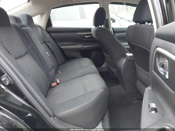 1N4AL3AP4JC167900 2018 NISSAN ALTIMA - Image 8