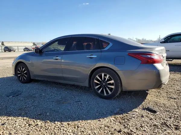 1N4AL3AP4JC172353 2018 NISSAN ALTIMA - Image 2