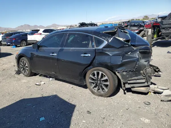 1N4AL3AP4JC172448 2018 NISSAN ALTIMA - Image 2