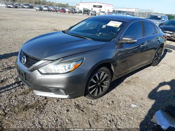 1N4AL3AP4JC172644 2018 NISSAN ALTIMA - Image 2