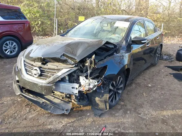 1N4AL3AP4JC174166 2018 NISSAN ALTIMA - Image 2