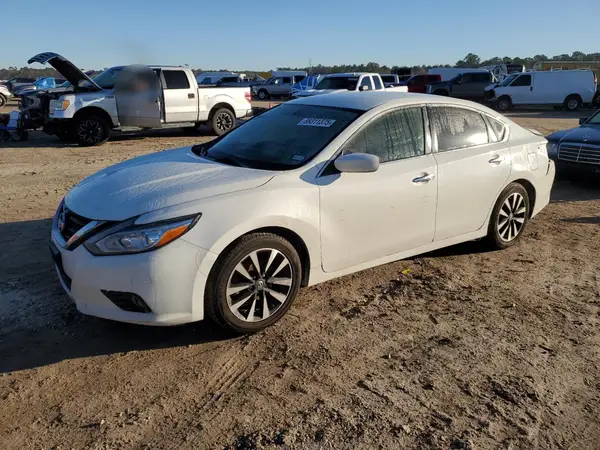 1N4AL3AP4JC175205 2018 NISSAN ALTIMA - Image 1