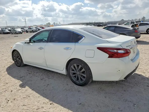 1N4AL3AP4JC175396 2018 NISSAN ALTIMA - Image 2