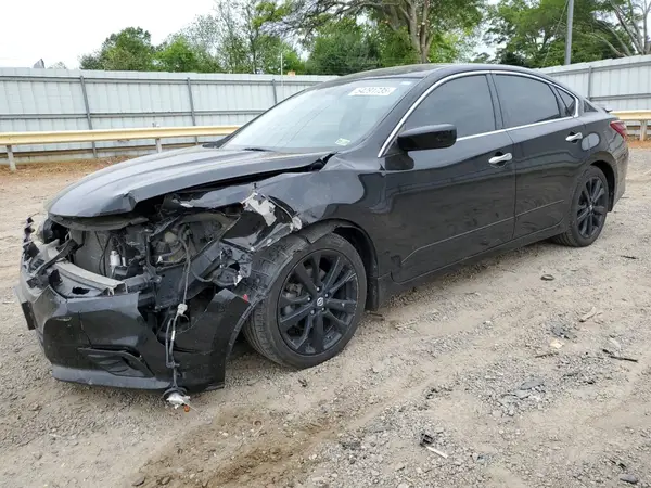 1N4AL3AP4JC176211 2018 NISSAN ALTIMA - Image 1
