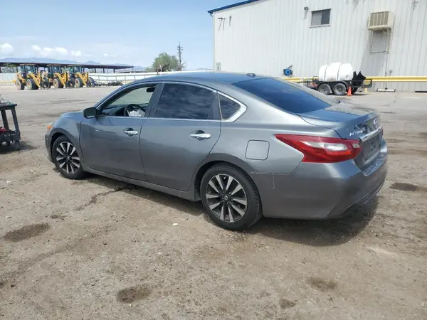 1N4AL3AP4JC178539 2018 NISSAN ALTIMA - Image 2