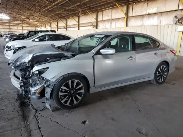 1N4AL3AP4JC178881 2018 NISSAN ALTIMA - Image 1