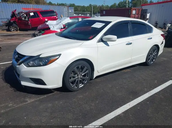1N4AL3AP4JC179108 2018 NISSAN ALTIMA - Image 2