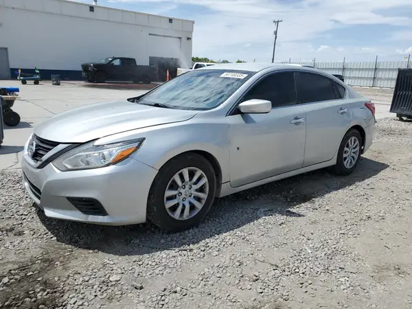 1N4AL3AP4JC181330 2018 NISSAN ALTIMA - Image 1
