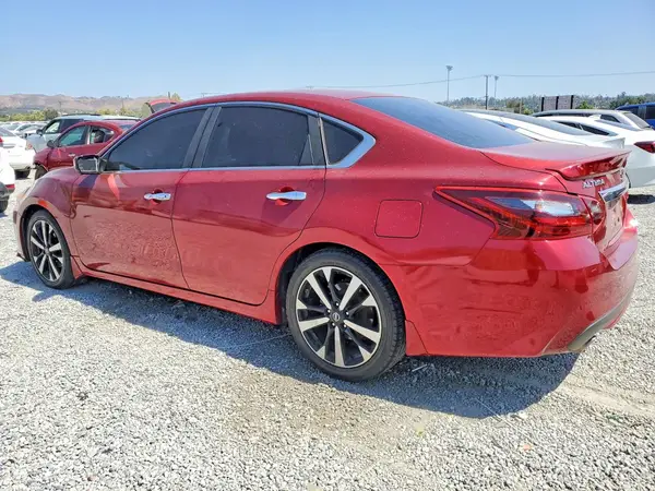 1N4AL3AP4JC181781 2018 NISSAN ALTIMA - Image 2