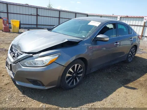 1N4AL3AP4JC182249 2018 NISSAN ALTIMA - Image 2