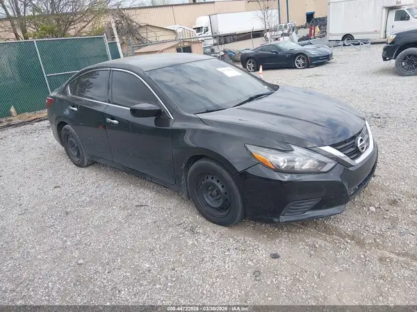 1N4AL3AP4JC184034 2018 NISSAN ALTIMA - Image 1