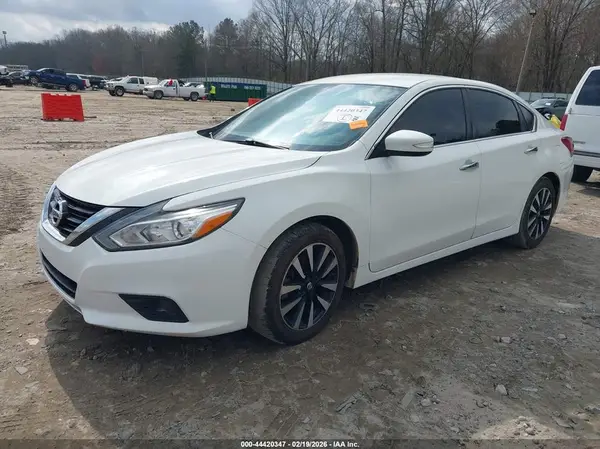 1N4AL3AP4JC184955 2018 NISSAN ALTIMA - Image 2