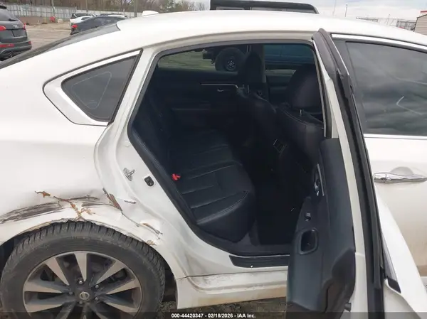 1N4AL3AP4JC184955 2018 NISSAN ALTIMA - Image 8