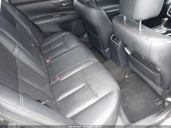 1N4AL3AP4JC186169 2018 NISSAN ALTIMA - Image 8