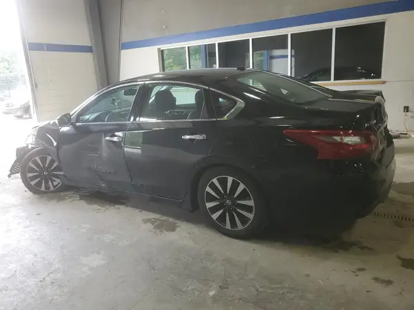 1N4AL3AP4JC187919 2018 NISSAN ALTIMA - Image 2