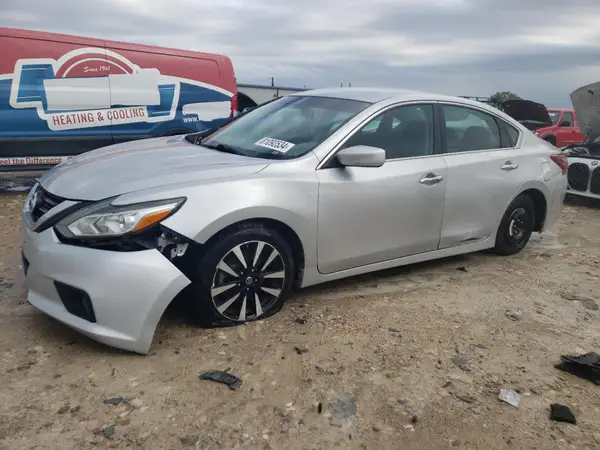 1N4AL3AP4JC192313 2018 NISSAN ALTIMA - Image 1