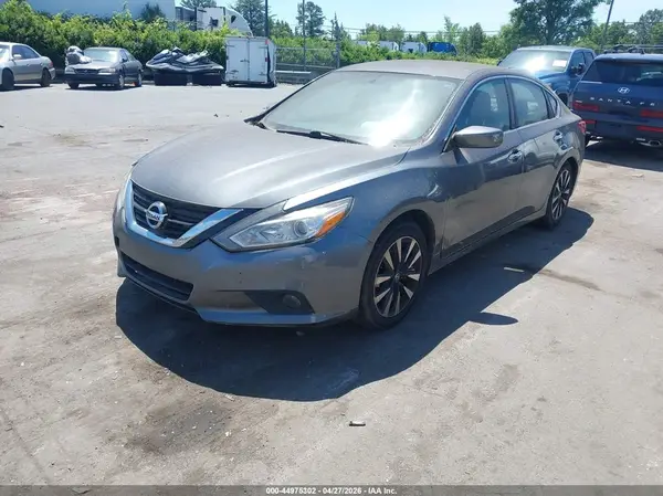 1N4AL3AP4JC193168 2018 NISSAN ALTIMA - Image 2