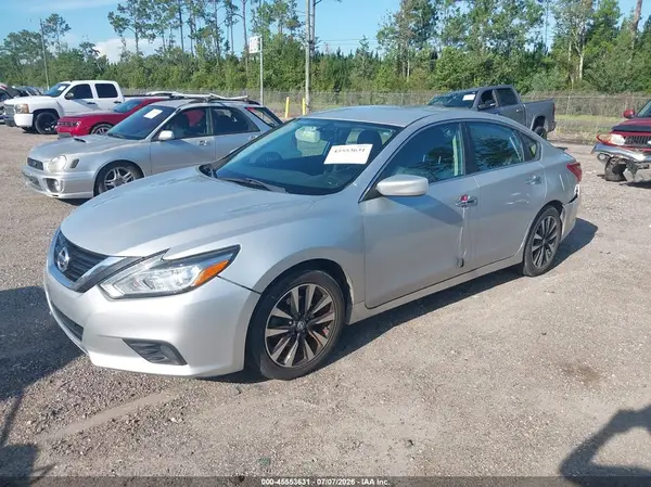 1N4AL3AP4JC194904 2018 NISSAN ALTIMA - Image 2