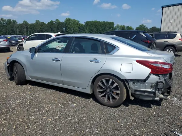 1N4AL3AP4JC196748 2018 NISSAN ALTIMA - Image 2
