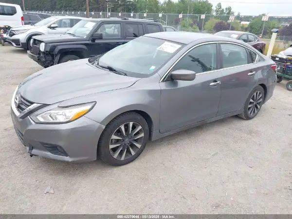 1N4AL3AP4JC197155 2018 NISSAN ALTIMA - Image 2