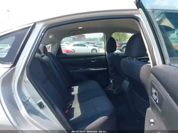 1N4AL3AP4JC197642 2018 NISSAN ALTIMA - Image 8