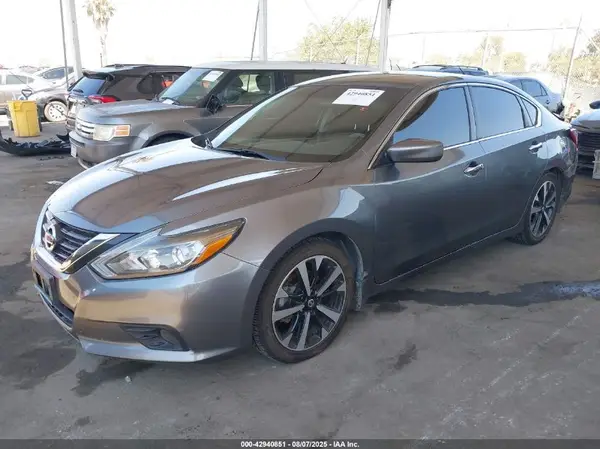 1N4AL3AP4JC198368 2018 NISSAN ALTIMA - Image 2