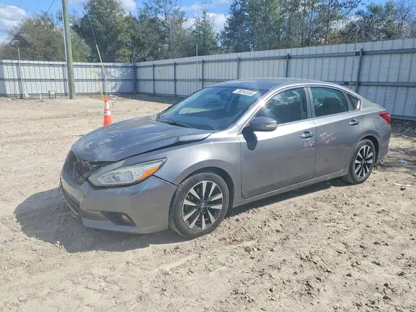 1N4AL3AP4JC199052 2018 NISSAN ALTIMA - Image 1
