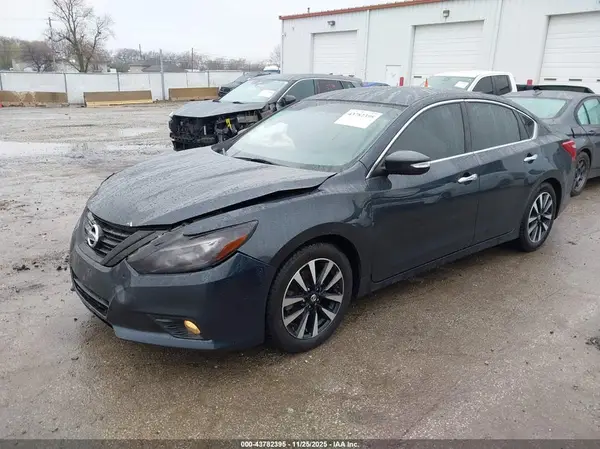1N4AL3AP4JC200328 2018 NISSAN ALTIMA - Image 2