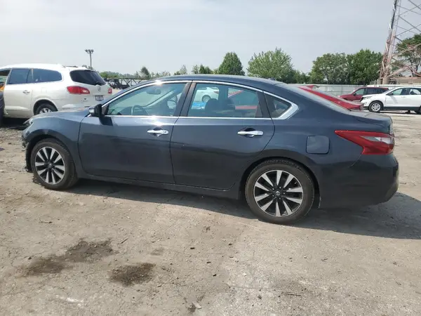 1N4AL3AP4JC201088 2018 NISSAN ALTIMA - Image 2
